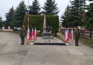 Narodowy Dzień Pamięci Żołnierzy Wyklętych. Warta Honorowa przy pomniku. Fot. K.Pierzyna